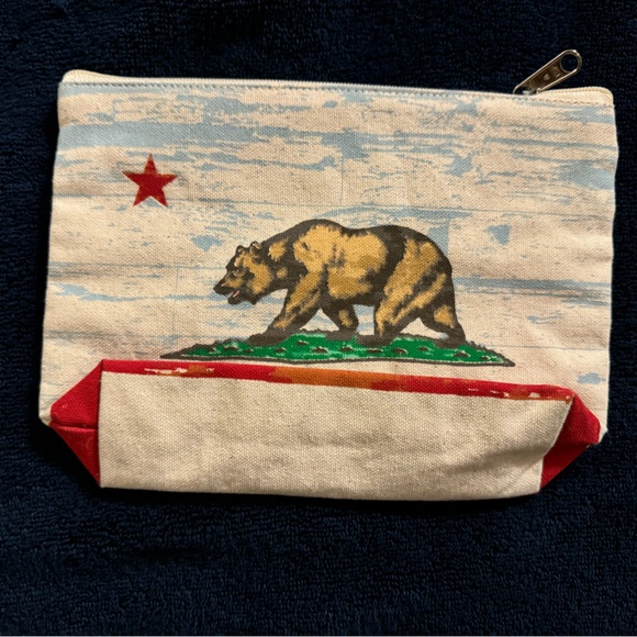 Knott's Berry Farm Tote bags - Picture 10 of 16